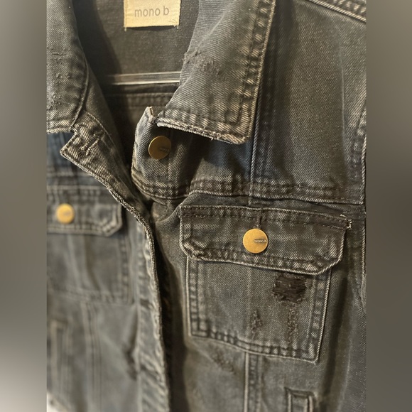 LOVEBUG Crop Distressed Jean Jacket EUC - Picture 5 of 6